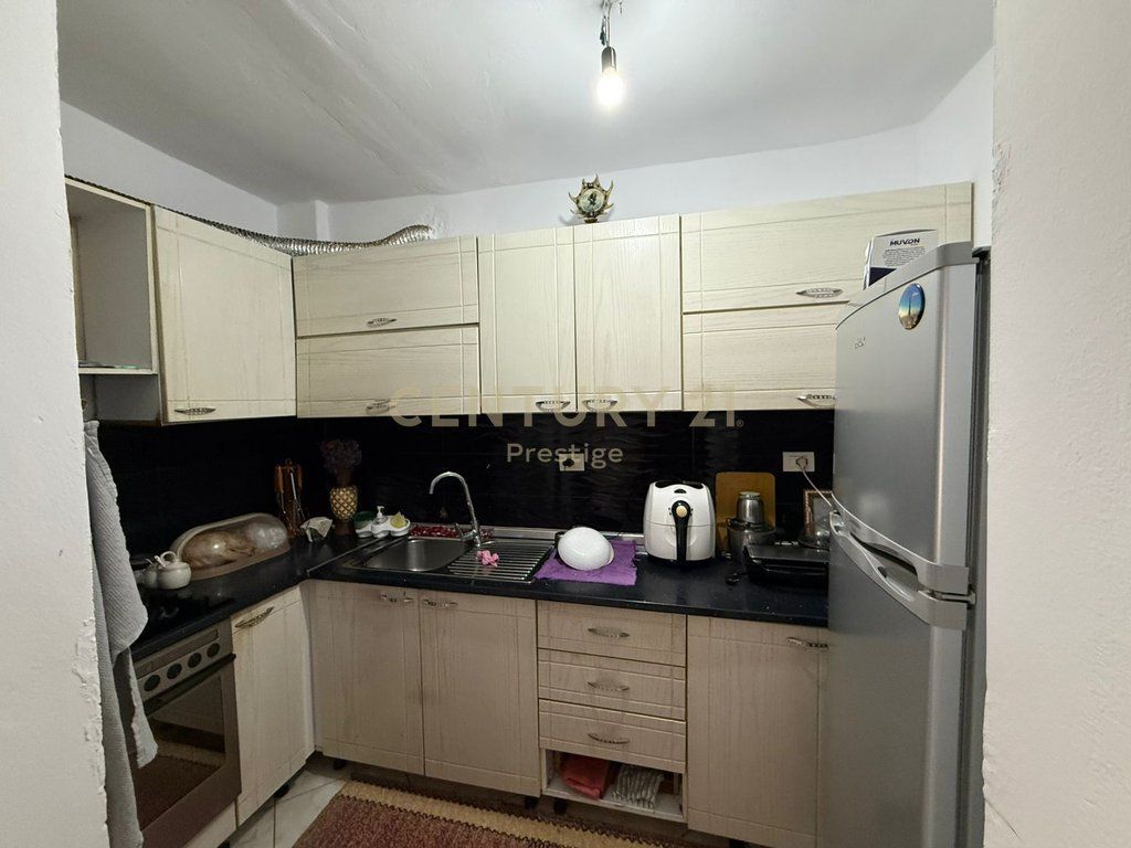 Apartment 2+1 for sale in Ali Demi