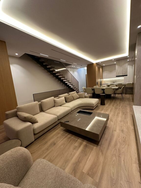 🏡 VILLA IN AFFITTO – RESIDENZA VICINO A TEG