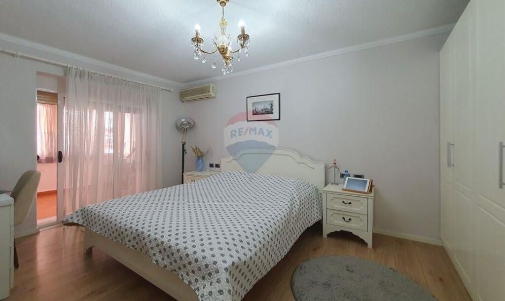 Appartamento 2+1- In Affitto - Myslym Shyri, Tirana  ID: 530221052-2037