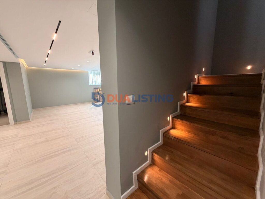 VILLA IN AFFITTO A LONG HILL RESIDENCE 2!!