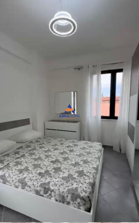 JEPET APARTAMENT ME QERA 2+1+BALLKON "PRANE ALABANOPOLIS ,DON BOSKO" 75000 LEKE