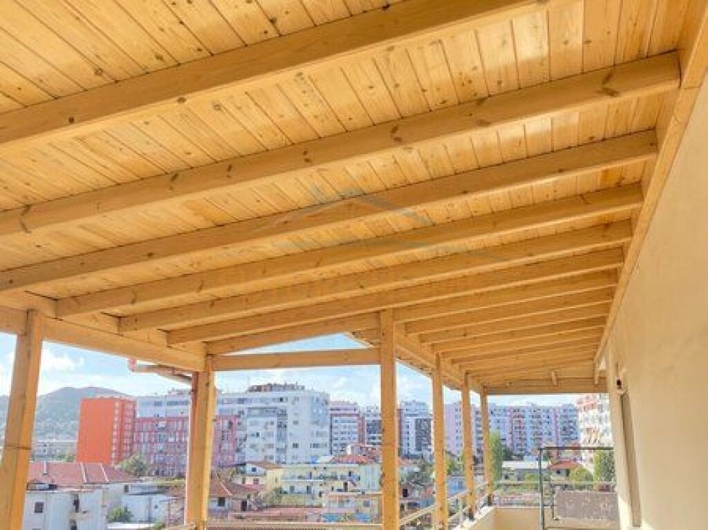 Shitet, Apartament 2+1 + Verandë, Unaza e Re