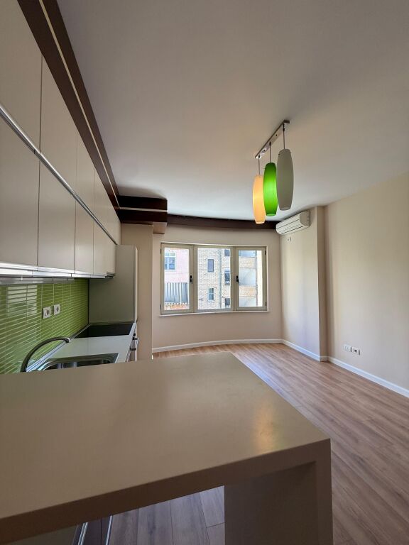 🏠Vendesi Appartamento 1+1 📍Via Mine Peza  🏢3° piano, con ascensore📐Sup. 66.5m2 Lordo 💶163.000€•Con Ipoteca•Completamente ristrutturato