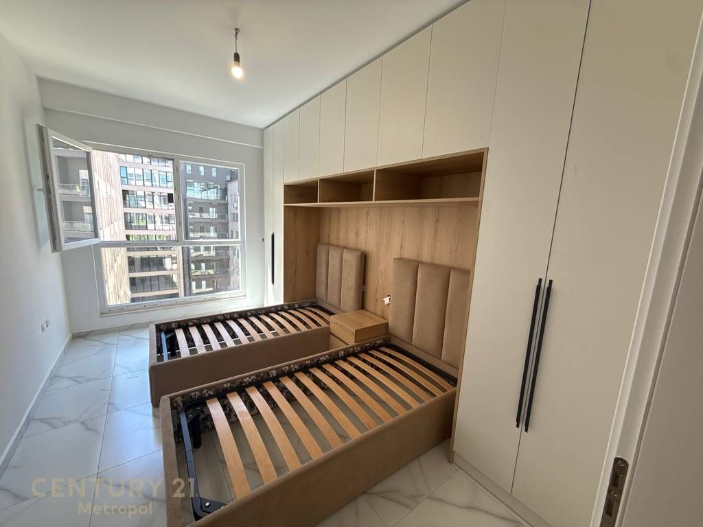 AFFITTASI APPARTAMENTO 2+1+2, RESIDENZA AURA, LAPRAKË! 750 € /Mese