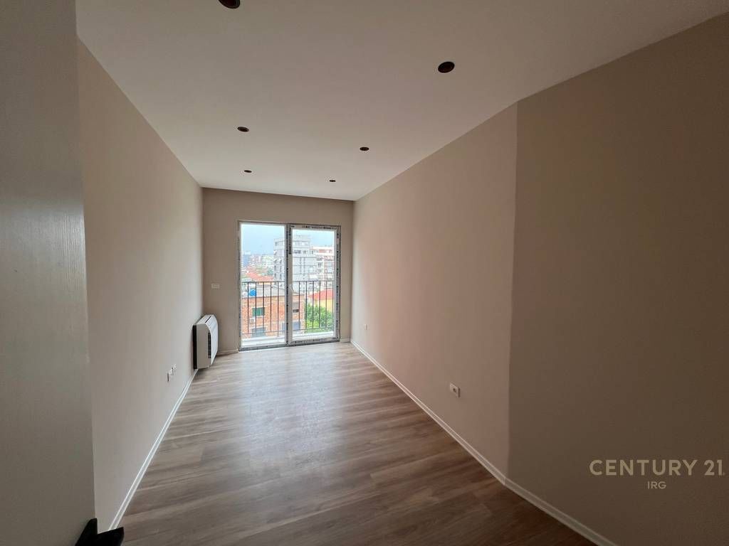 Apartment 2+1+2 for sale near the Red School