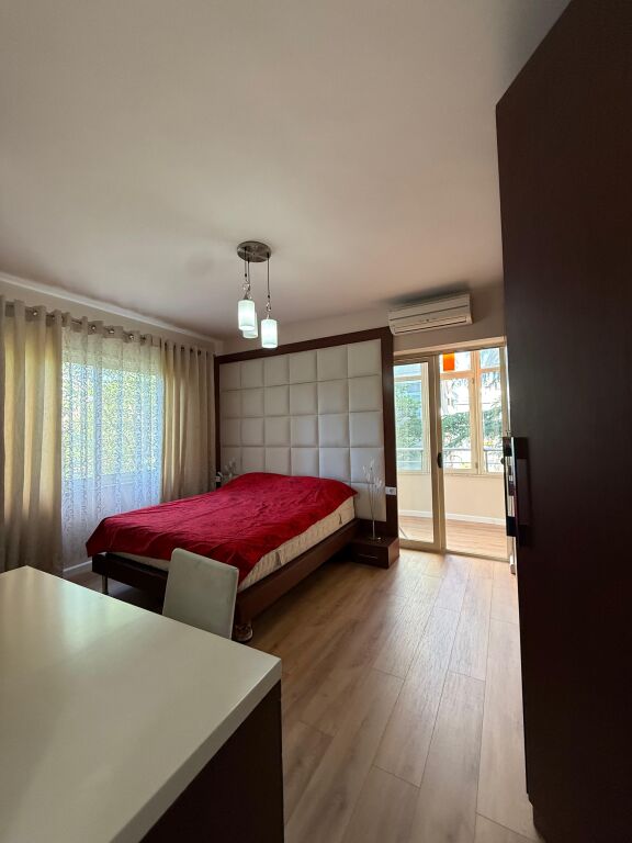 🏠Appartamento 2+1 in Vendita 📍Via Mine Peza📐Superficie 97,5m2💶234.000€ •Con Ipoteca •Palazzo con Ascensore •Completamente Ristrutturato