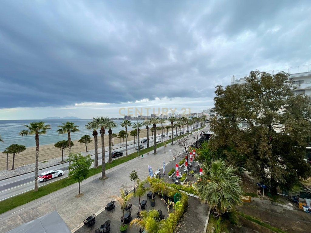 SUPER APPARTAMENTO 2+1 CON VISTA PANORAMICA SUL MARE SUL LUNGOMARE