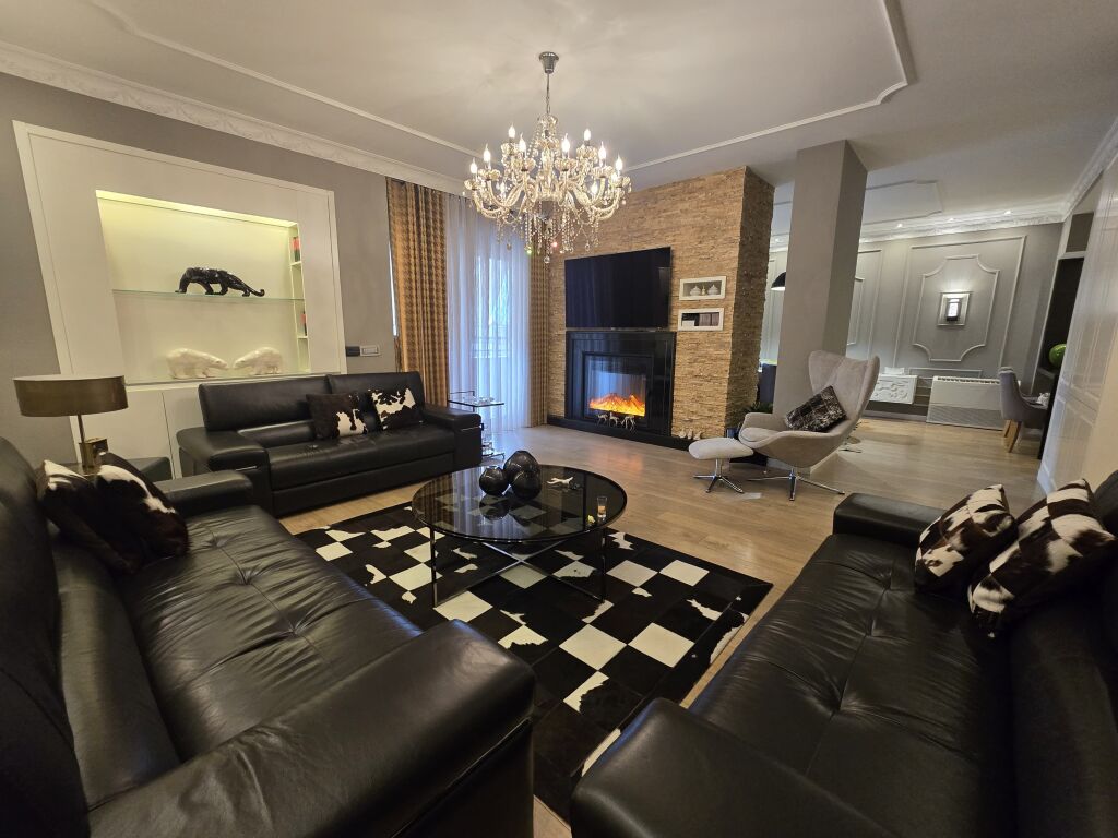 Apartment 2+1+2+Balconies+Parking Space for Rent at Vila Gold