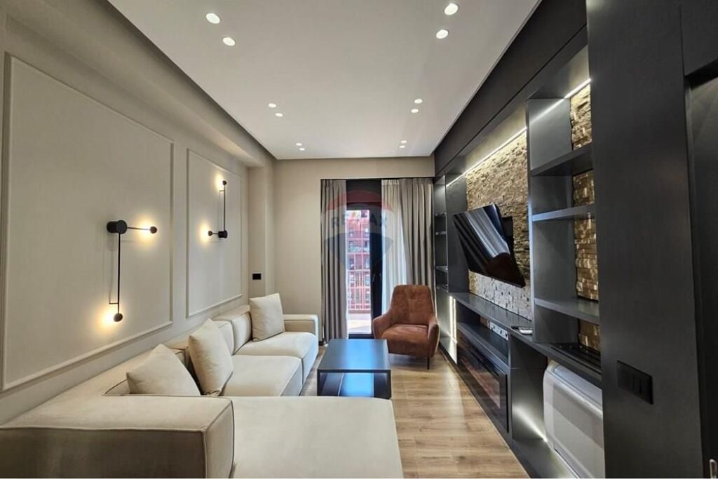 Appartamento 1+1 in affitto Tirana Garden Building