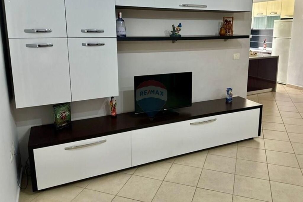 Apartament - Për Shitje
