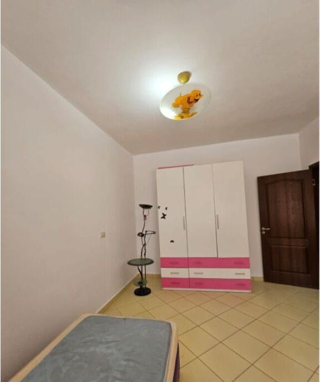 🏡 Apartament 2+1 me Qira – Zona e Kopshtit Botanik 🌿
