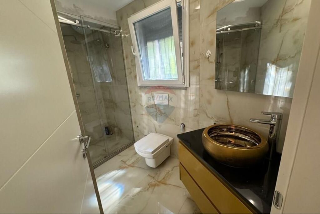 Apartament 2+1 me qera Liqeni Thate