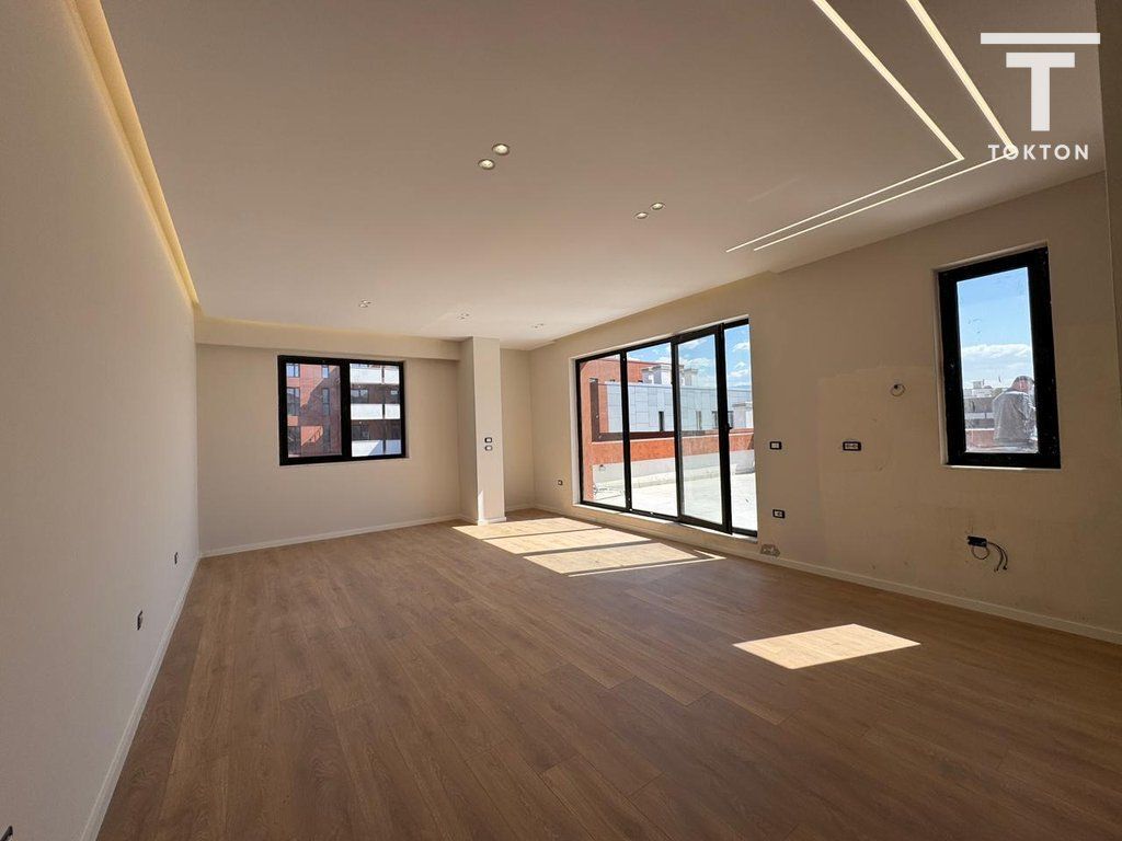 2+1+2 &amp; Veranda for sale in Astir