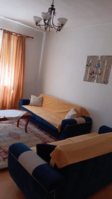Apartament me qera 2+1 rruga e durresit