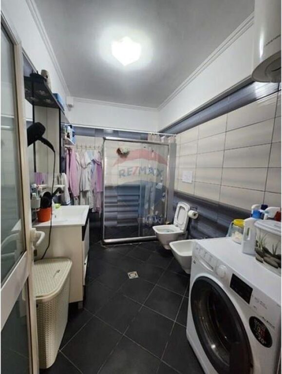Apartament-Per Shitje-Liqeni i Thate,Tirane