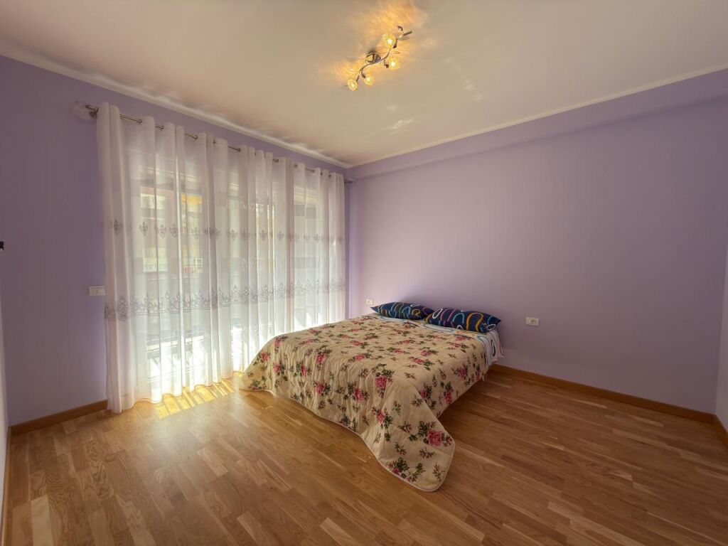 Shitet, Apartament 3+1+ 2 Ballkone + Grazh, ” Selitë ”, Tiranë.