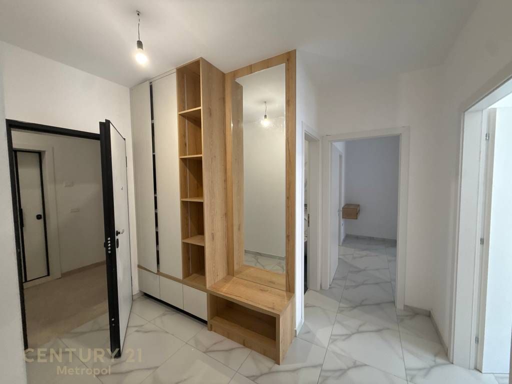 AFFITTASI APPARTAMENTO 2+1+2, RESIDENZA AURA, LAPRAKË! 750 € /Mese