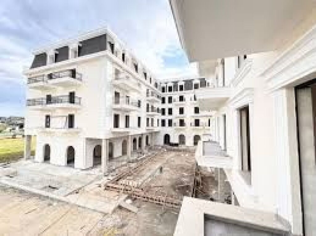 🏡 Appartamento 1+1 in Vendita – Tirana Porta e Re Vicino Teg✨