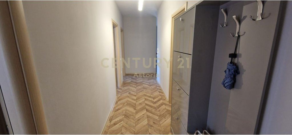 Jepet me qira apartament 3+2+post parkimi tek Green City ne Astir! 800 € /Muaj