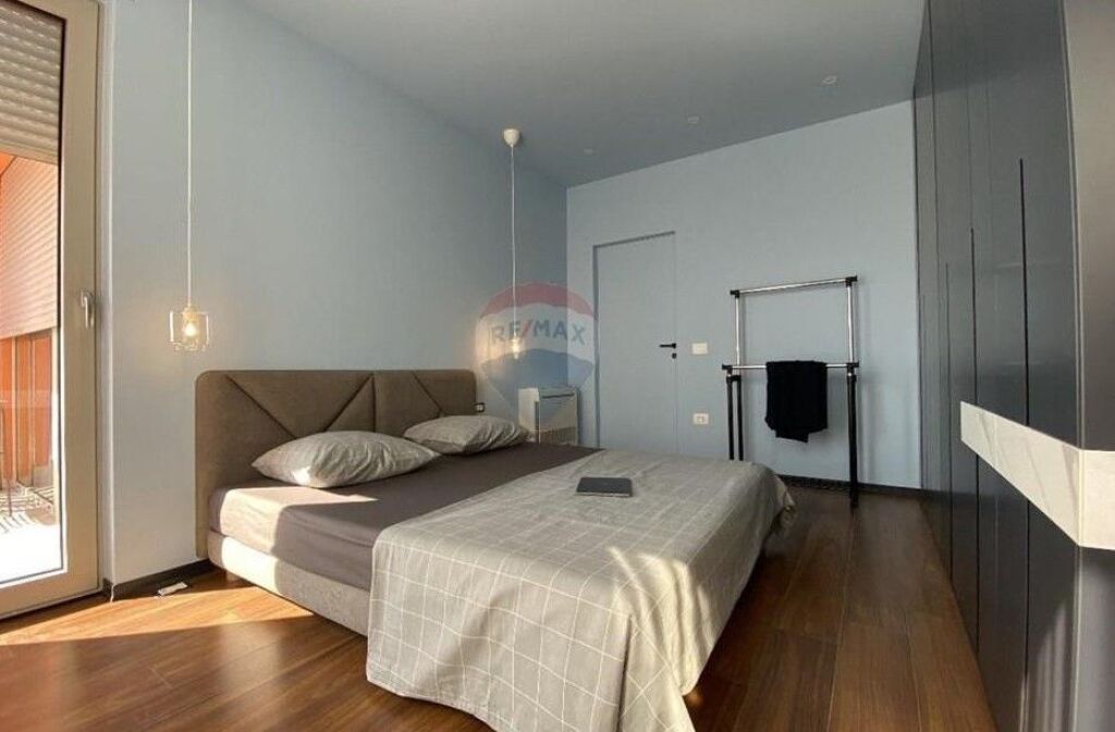 Apartament 1+1 - Për Qira ID: 530411003-940