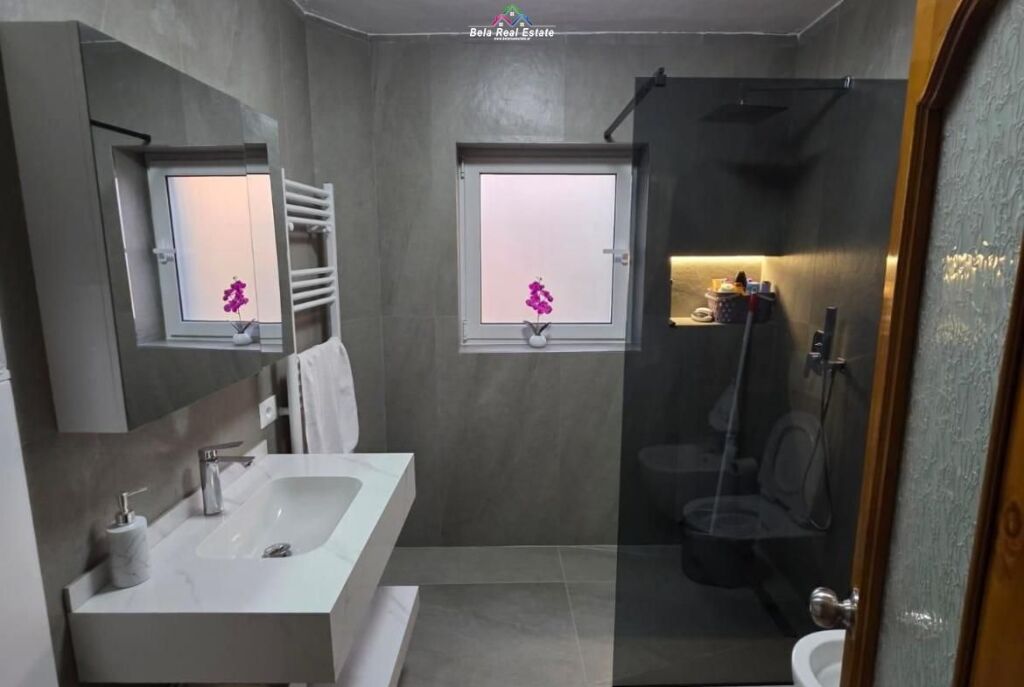 Appartamento In Vendita 3+1 Vicino 21 Dhjetori (ID B1360) Tirana