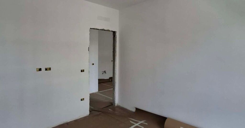 🏡 Shitet Apartament 1+1 + Post Parkimi – Univers City ✨