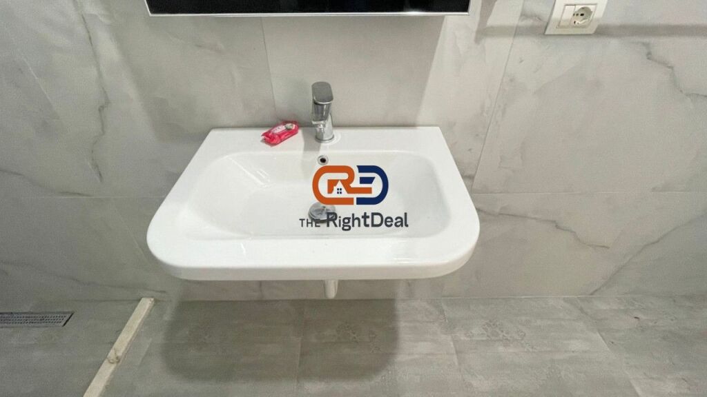 At the Mangalem Complex, a 1+1 Apartment for Rent in New Construction!!