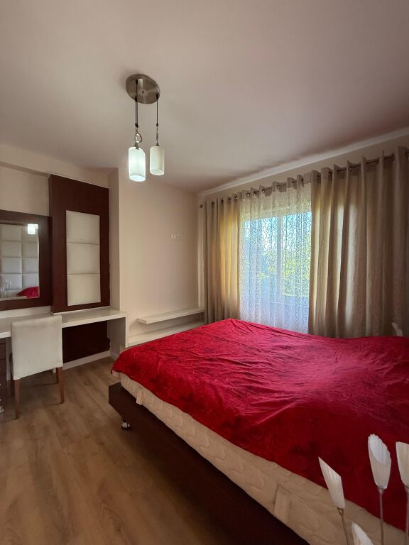 🏠Appartamento 2+1 in Vendita 📍Via Mine Peza📐Superficie 97,5m2💶234.000€ •Con Ipoteca •Palazzo con Ascensore •Completamente Ristrutturato