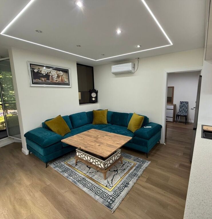 Apartment 2+1+Verandas for Rent, Fusha Aviacionit