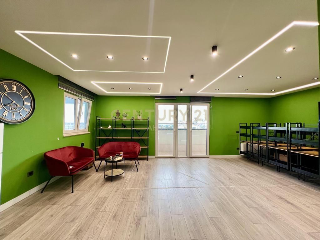 QIRA, ZYRË MODERNE - 180 M2 me PAMJE, PORCELAN‼️