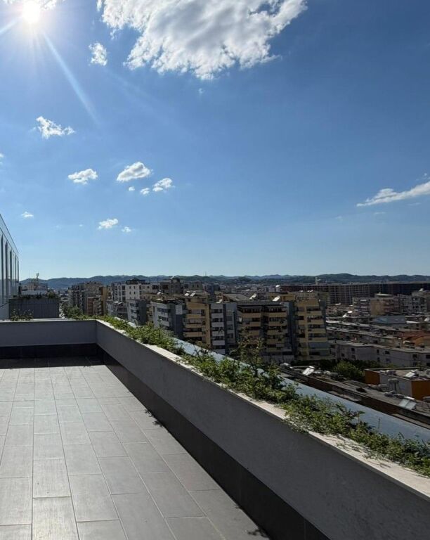 Luxury duplex for rent at Square 21