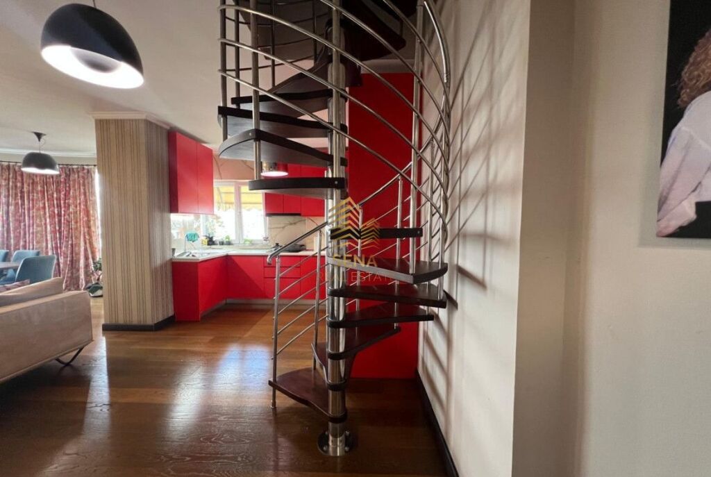 Shitet, Apartament 2+1, Rruga e Kavajes, 206,000 Euro