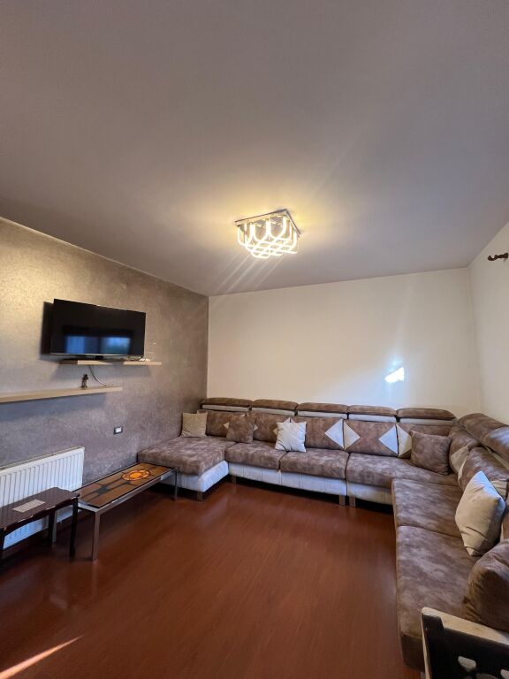 📌*Super 2+1+ 🅿️ apartment for rent* 📍End of Aviation Field, 5 min from Dhora Leka School, near Dritan Hoxha Road