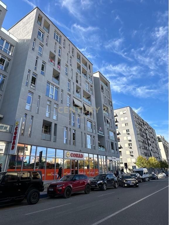 COMMUNE OF PARIS, COMMERCIAL FOR RENT