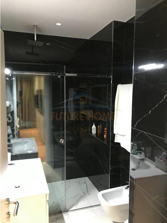 Qera, Apartament 2+1+2, Blloku, Tirane
