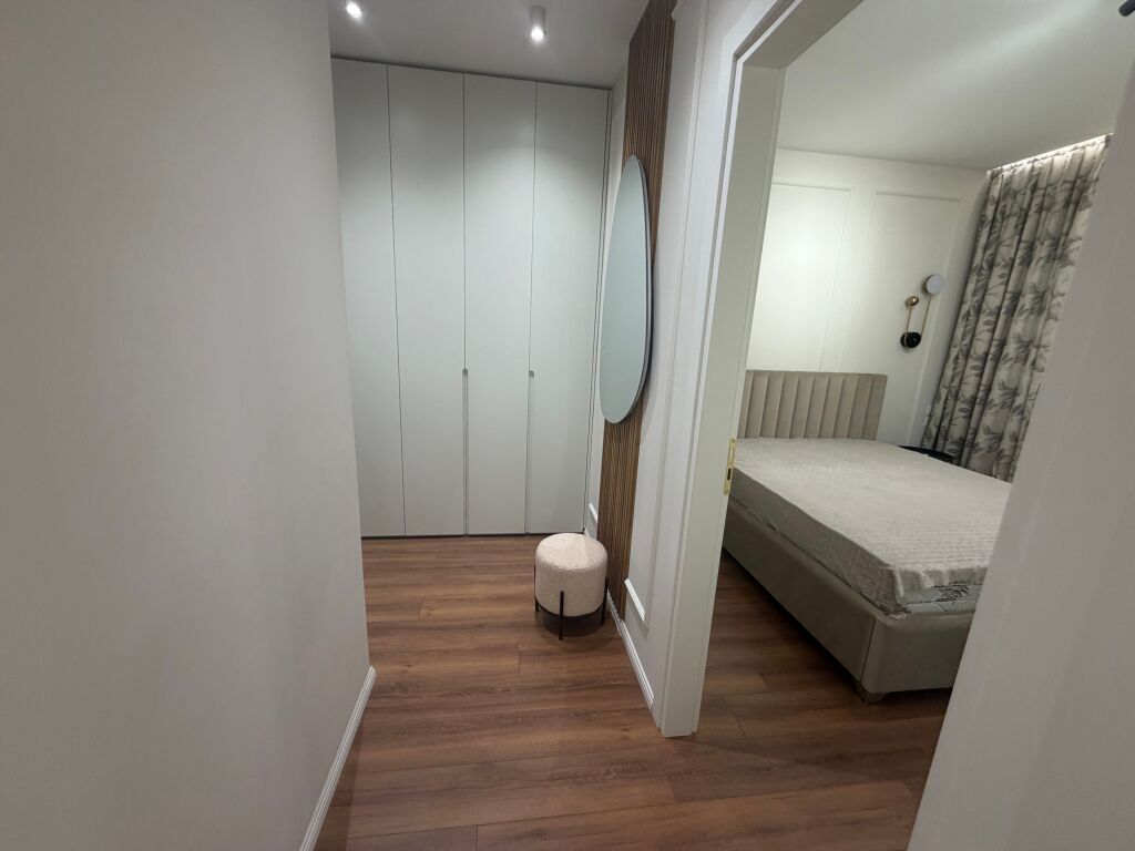 1+1, arredato, residenza Kensli, porcellana, 700 mila lek