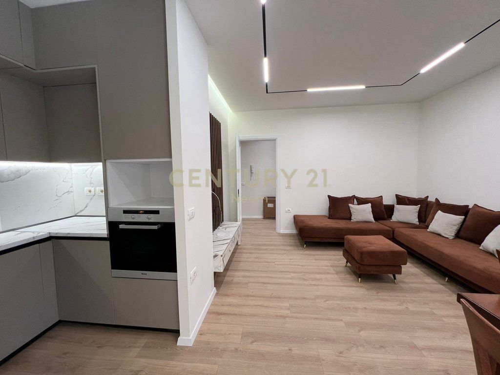 Shitet apartament 3+1 tek Liqeni i Thatë, një nga zonat më të kërkuara të Tiranës! 275,000 € Sip. Totale  126m2
