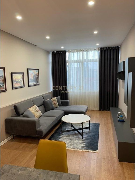 Apartment 2+1+Parking Space for rent at Golden Park, Kavajes Street
