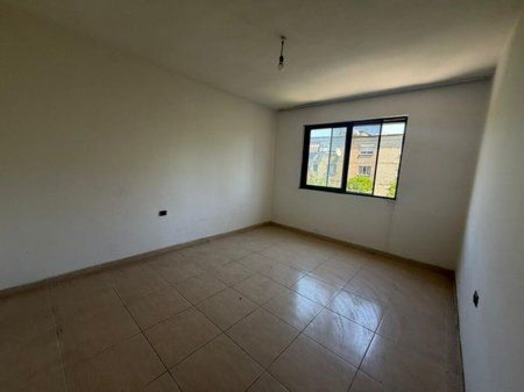 For sale, Apartment 2+1+Storage, Bajram Curri Boulevard, Tirana