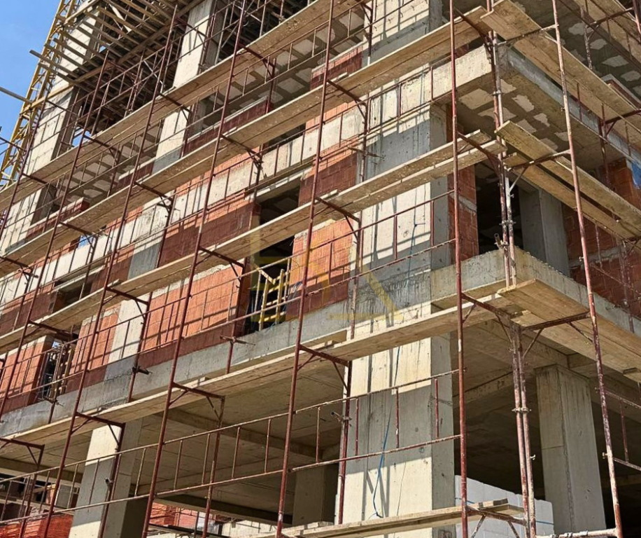 Shitet Apartament  – Unaza e Madhe, Paskuqan