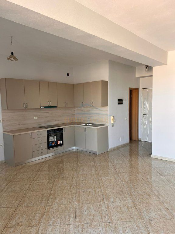 Rent, Apartment 2+1+2, Kavaja Street