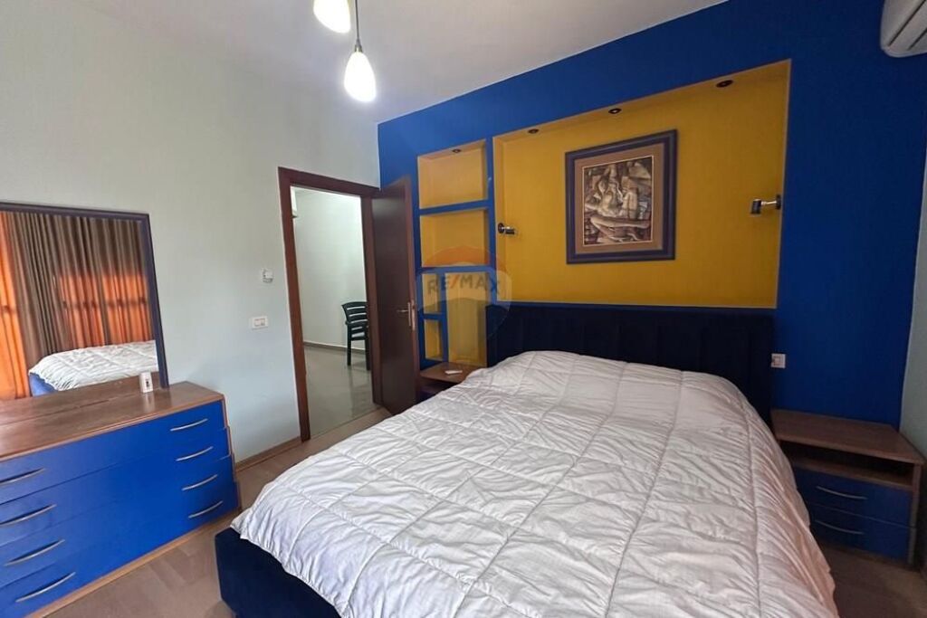 Apartament 2+1+2 me qera Blloku