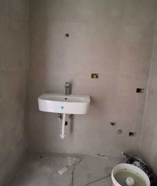 🏡 Shitet Apartament 1+1 + Post Parkimi – Univers City ✨