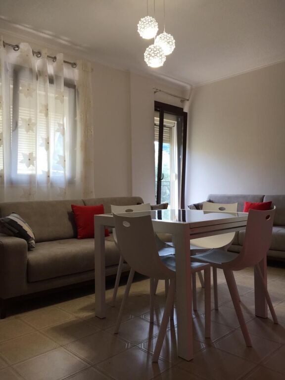 Appartamento 1+1+ Parcheggio al Lago Secco!