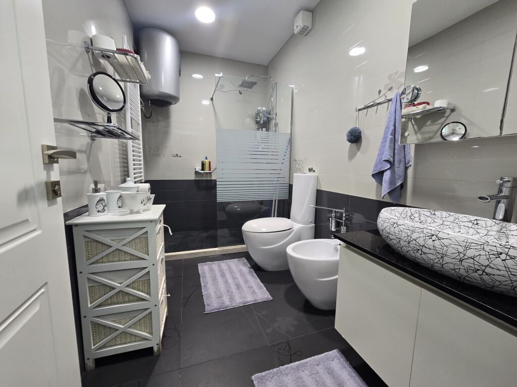 Apartment 2+1+2+Balconies+Parking Space for Rent at Vila Gold