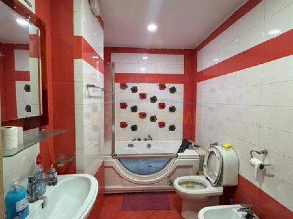 Qera, Apartament 2+1, Unaza e Re