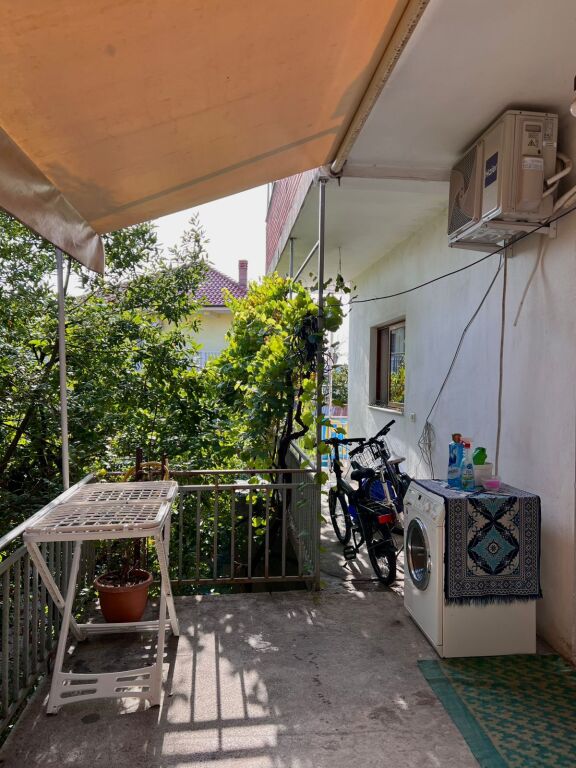 Appartamento 1+1 in affitto a Laprakë.
