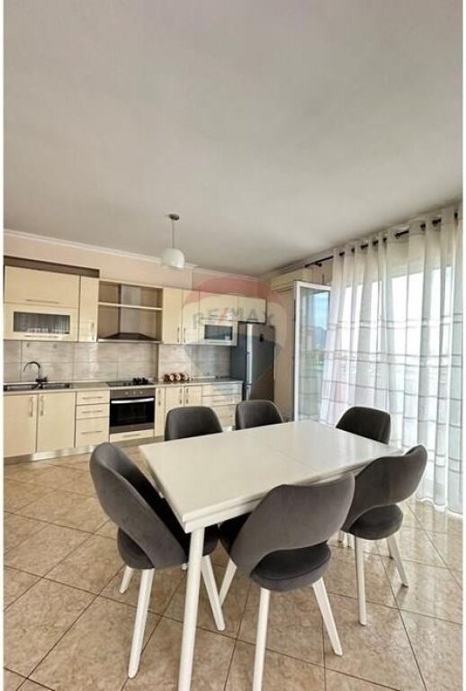 Apartament 3+1+2+Parkim me qera Kopshti Zoologjik