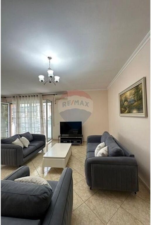 Apartament 3+1+2+Parkim me qera Kopshti Zoologjik