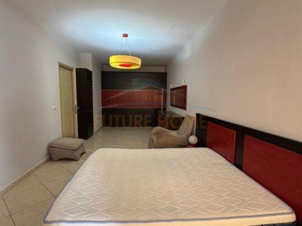 Qera, Apartament 2+1, Unaza e Re
